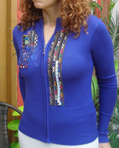Blusa de lã azul Folk