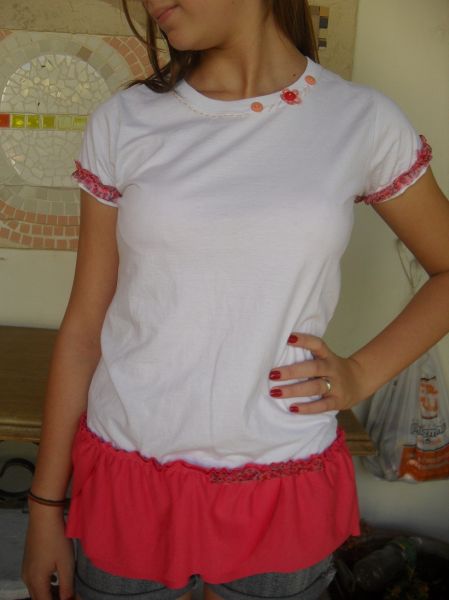 Camiseta com babado